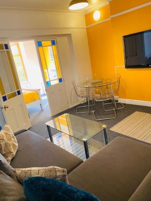 Goldcroft Villa Abertillery Ngoại thất bức ảnh